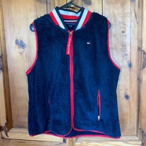 New Without tags size large Tommy Hilfiger vest
